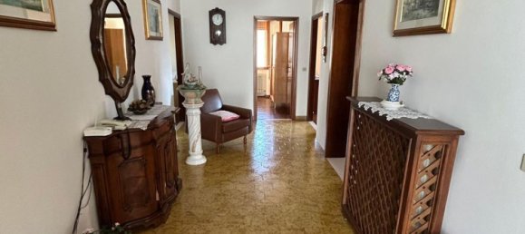 6-salle Villa à Mirano, Italy No. 178783 10