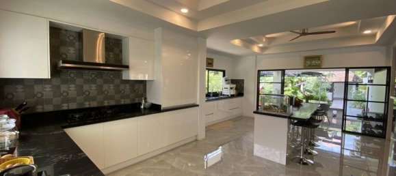 4 bedrooms House in Chiang Mai, Thailand No. 5222 5