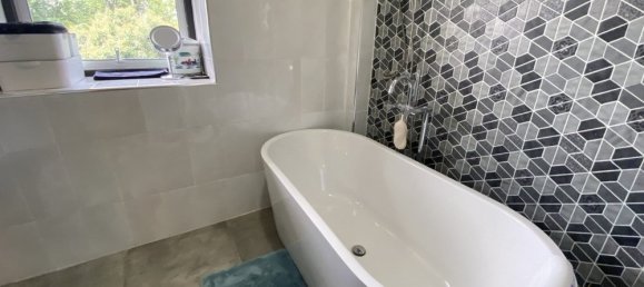 4 bedrooms House in Chiang Mai, Thailand No. 5222 25