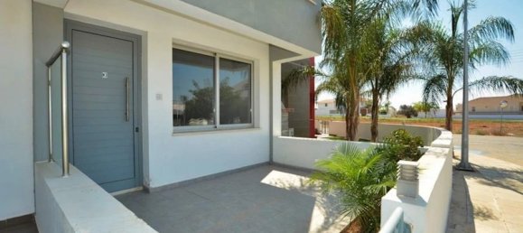 2 bedrooms Townhouse in Paralimni, Cyprus No. 21717 5