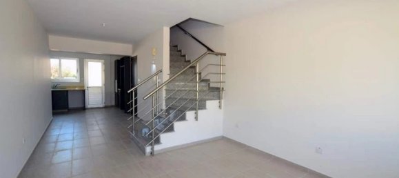 2 bedrooms Townhouse in Paralimni, Cyprus No. 21717 6