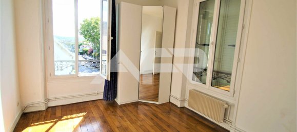 1 bedroom Duplex in Chatou, France No. 179927 4