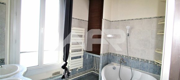 1 bedroom Duplex in Chatou, France No. 179927 5