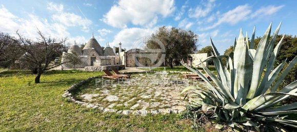 5 rooms House in Ostuni, Italy No. 195719 9