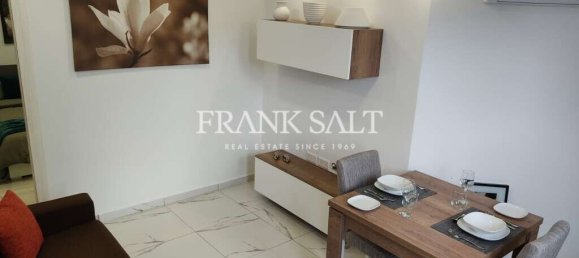 1 غرف نوم طابقين في Msida, Malta رقم 8415 2