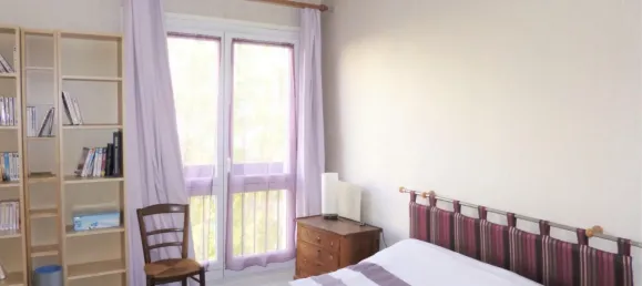 2 rooms Apartment in Maurepas, France No. 279906 3