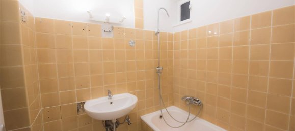 3 rooms Apartment in Brunn am Gebirge, Austria No. 178493 10