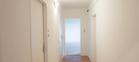 3 rooms Apartment in Brunn am Gebirge, Austria No. 178493 5