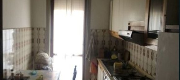 3 rooms Apartment in Bergamo, Italy No. 4893 3