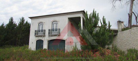 4 غرف نوم منزل في Juncal, Portugal رقم 26390 26