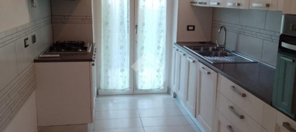 4-salle Appartement à San Vito Romano, Italy No. 178077 2