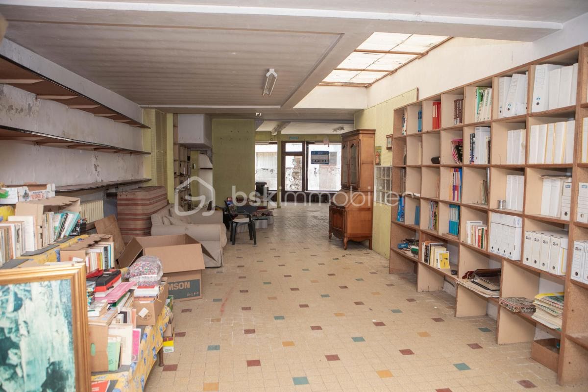 6 rooms House in Le Grand-Luce, France No. 299158