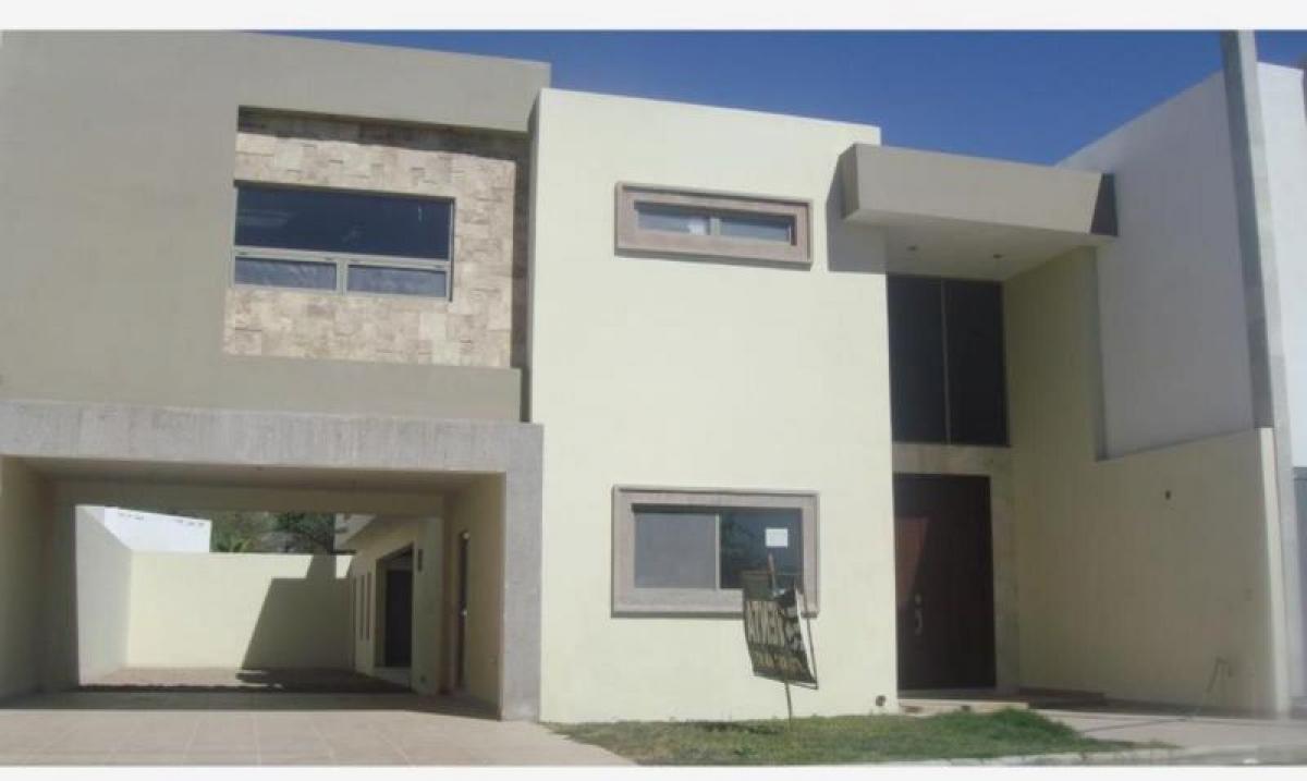 3 bedrooms House in Playa Vicente, Mexico No. 182355