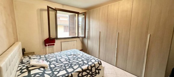 4 rooms Apartment in Santa Maria a Monte, Italy No. 172747 8