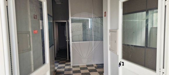 Gewerbliche Immobilie in Odivelas, Portugal 155m², Nr. 201234 11