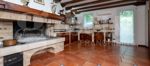 3 bedrooms House in Monselice, Italy No. 289320 5