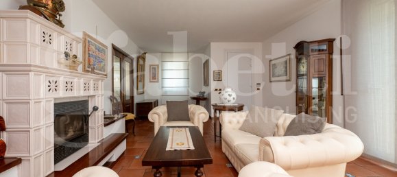 3 bedrooms House in Monselice, Italy No. 289320 2