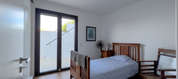 3 bedrooms Villa in Cascais, Portugal No. 114757 11