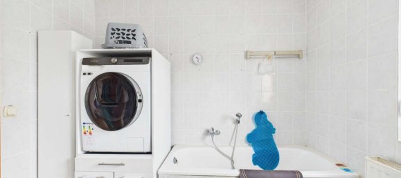 7 bedrooms Townhouse in Salzlandkreis, Germany No. 284056 8