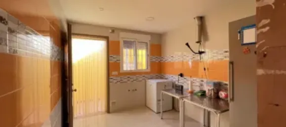 3 bedrooms House in Castellon de la Plana, Spain No. 133922 5