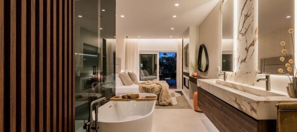 Apartamento de 3 dormitorios en Estepona, Spain No. 132467 18