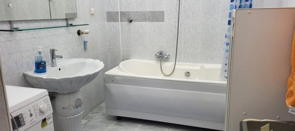 4 bedrooms Apartment in Nasimi, Azerbaijan No. 2050 7