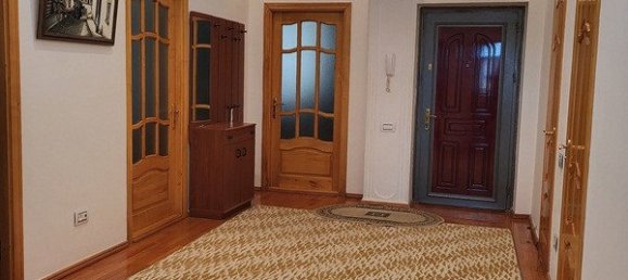 4 bedrooms Apartment in Nasimi, Azerbaijan No. 2050 16