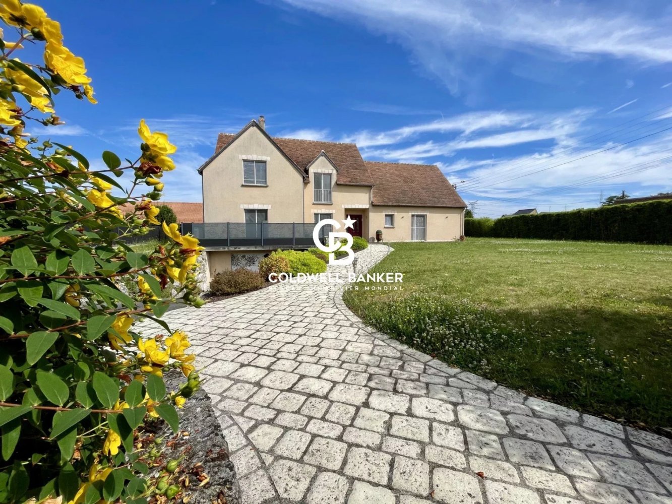  Castillos de 5 dormitorios en Saint-Avertin, France No. 343058