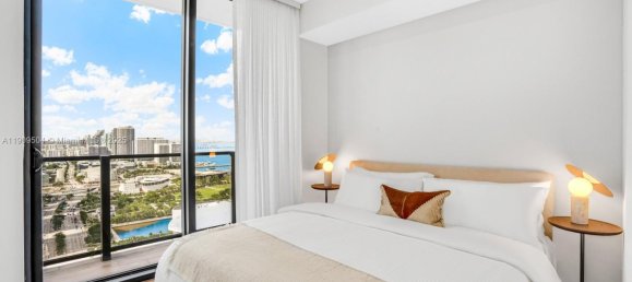 3 Schlafzimmer Gewerbliche Immobilien in Miami, USA, Nr. 615839 4