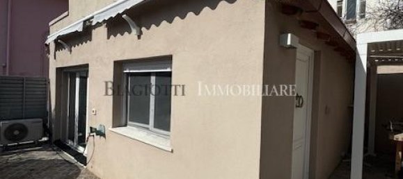 5 rooms House in Livorno, Italy No. 15291 3