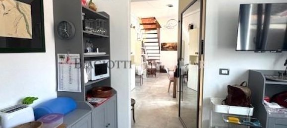 5 rooms House in Livorno, Italy No. 15291 12