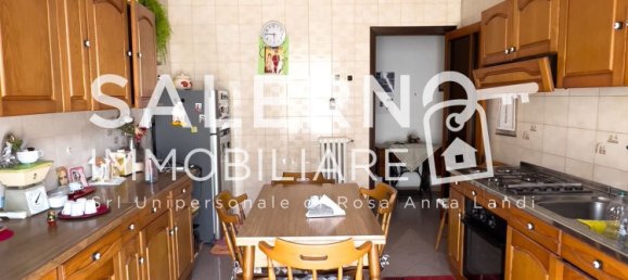 4 rooms Apartment in Salerno, Italy No. 278488 10