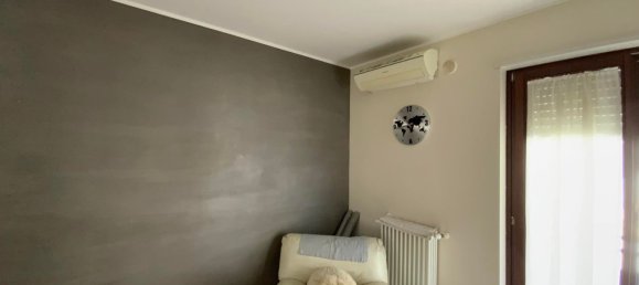 9غرفة شقة في Poggiorsini, Italy رقم 96418 9