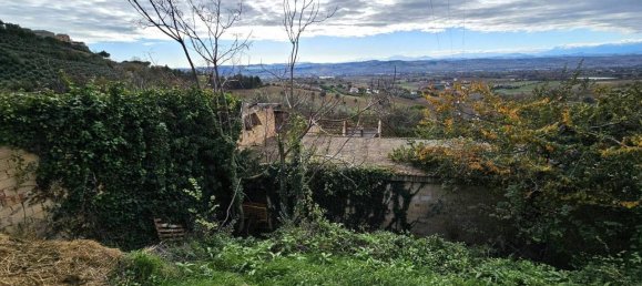 4 rooms House in Montecosaro, Italy No. 72876 12