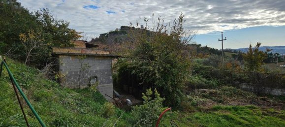 4 rooms House in Montecosaro, Italy No. 72876 24