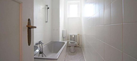 Квартира с 3 спальнями в Вильмерсдорф, Германия № 113532 8