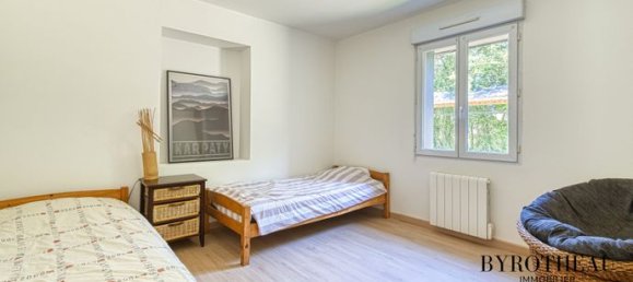 3 chambres Maison à Feneu, France No. 281067 9