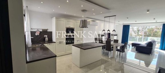 3 bedrooms Apartment in San Gwann, Malta No. 5408 2