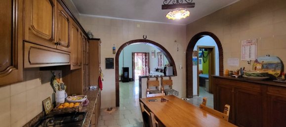 Дом с 3 комнатами в Сиракузы, Италия № 250001 11