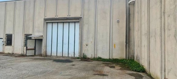 Entrepôt à Malnate, Italy 250m² No. 336412 3