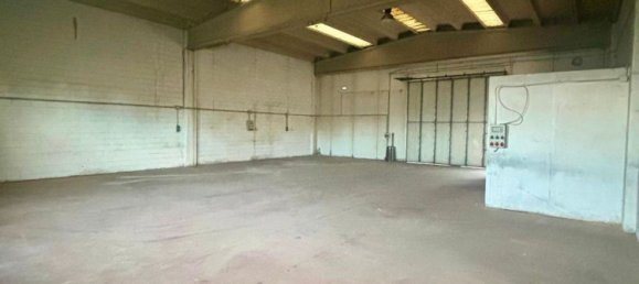 Entrepôt à Malnate, Italy 250m² No. 336412 7