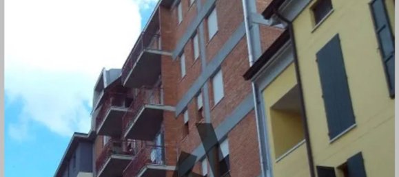 4 Schlafzimmer Wohnung in Novi di Modena, Italy, Nr. 327420 18