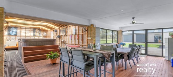 5 bedrooms House in Worrigee, Australia No. 764 15