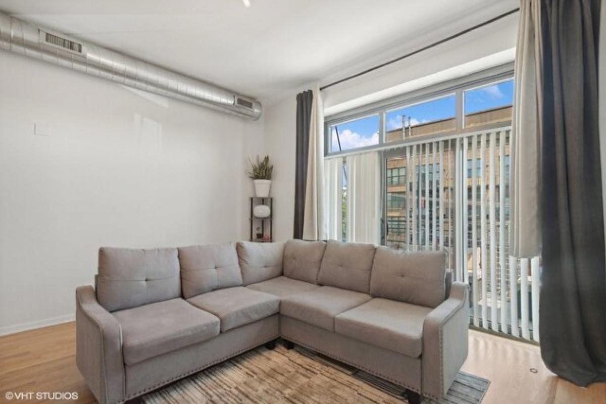 Studio in Chicago, USA No. 413534