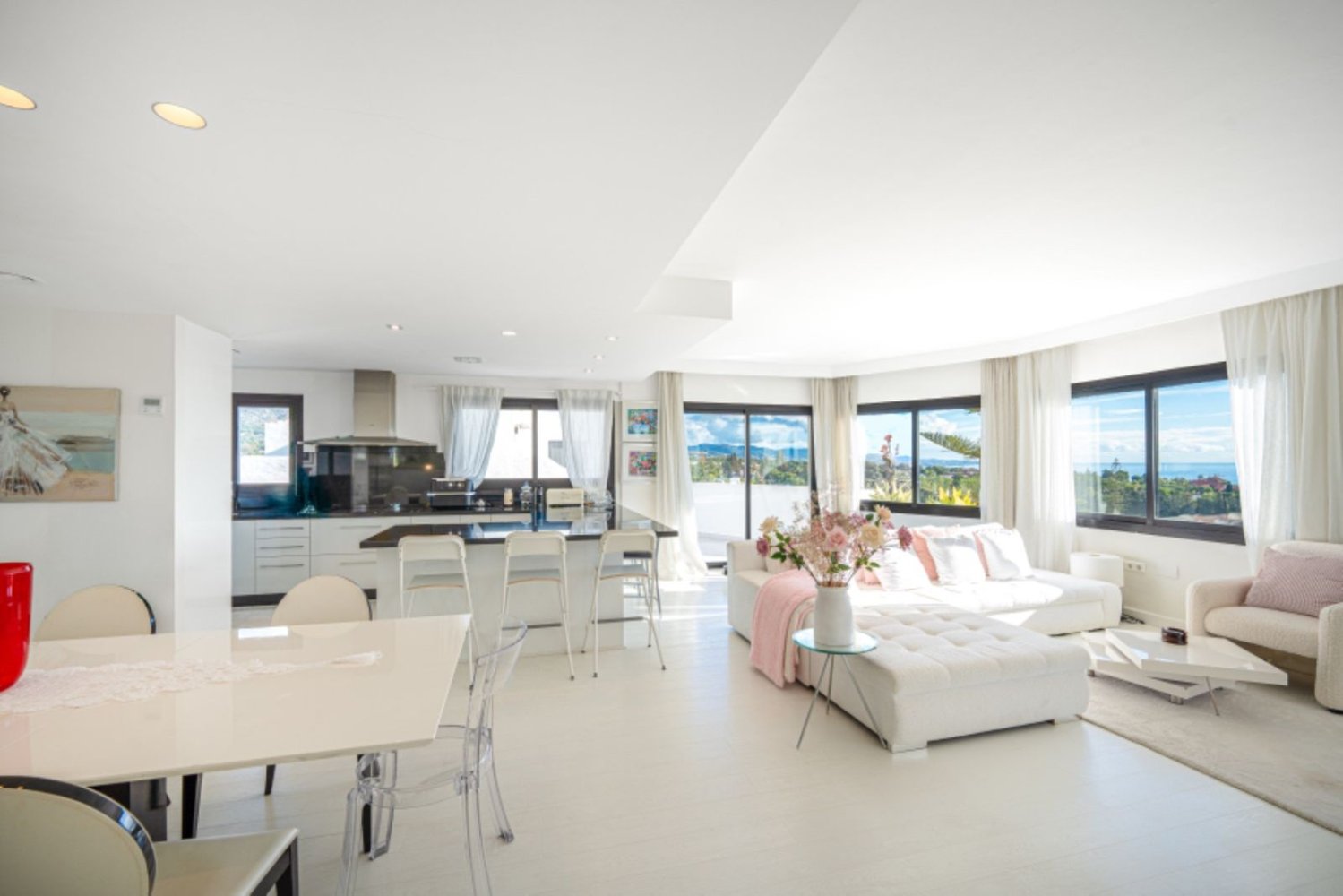 3 bedrooms Penthouse in Marbella, Spain No. 149073