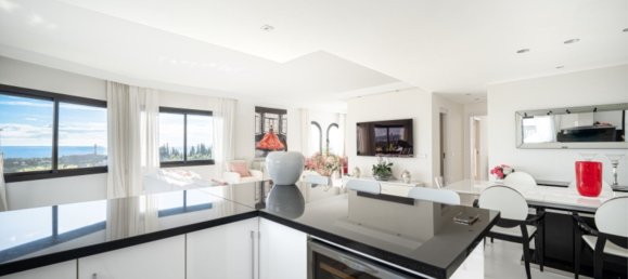 3 bedrooms Penthouse in Marbella, Spain No. 149073 17