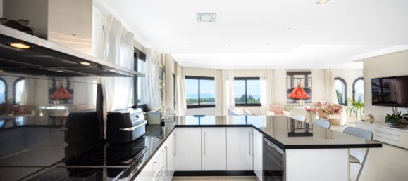 3 bedrooms Penthouse in Marbella, Spain No. 149073 24