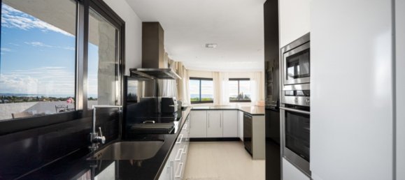 3 bedrooms Penthouse in Marbella, Spain No. 149073 21