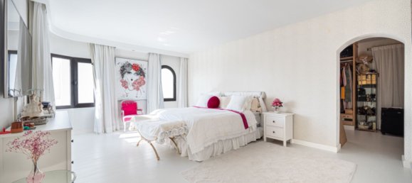 3 bedrooms Penthouse in Marbella, Spain No. 149073 4