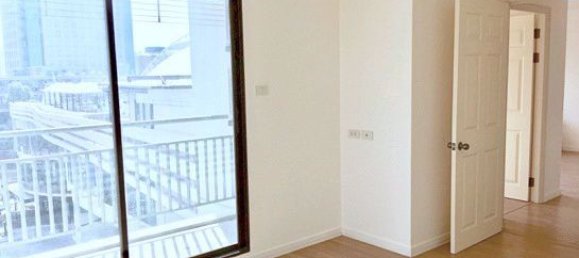 Apartamento com 2 quartos em condomínio em Bangkok Noi, Thailand N.º 9619 8